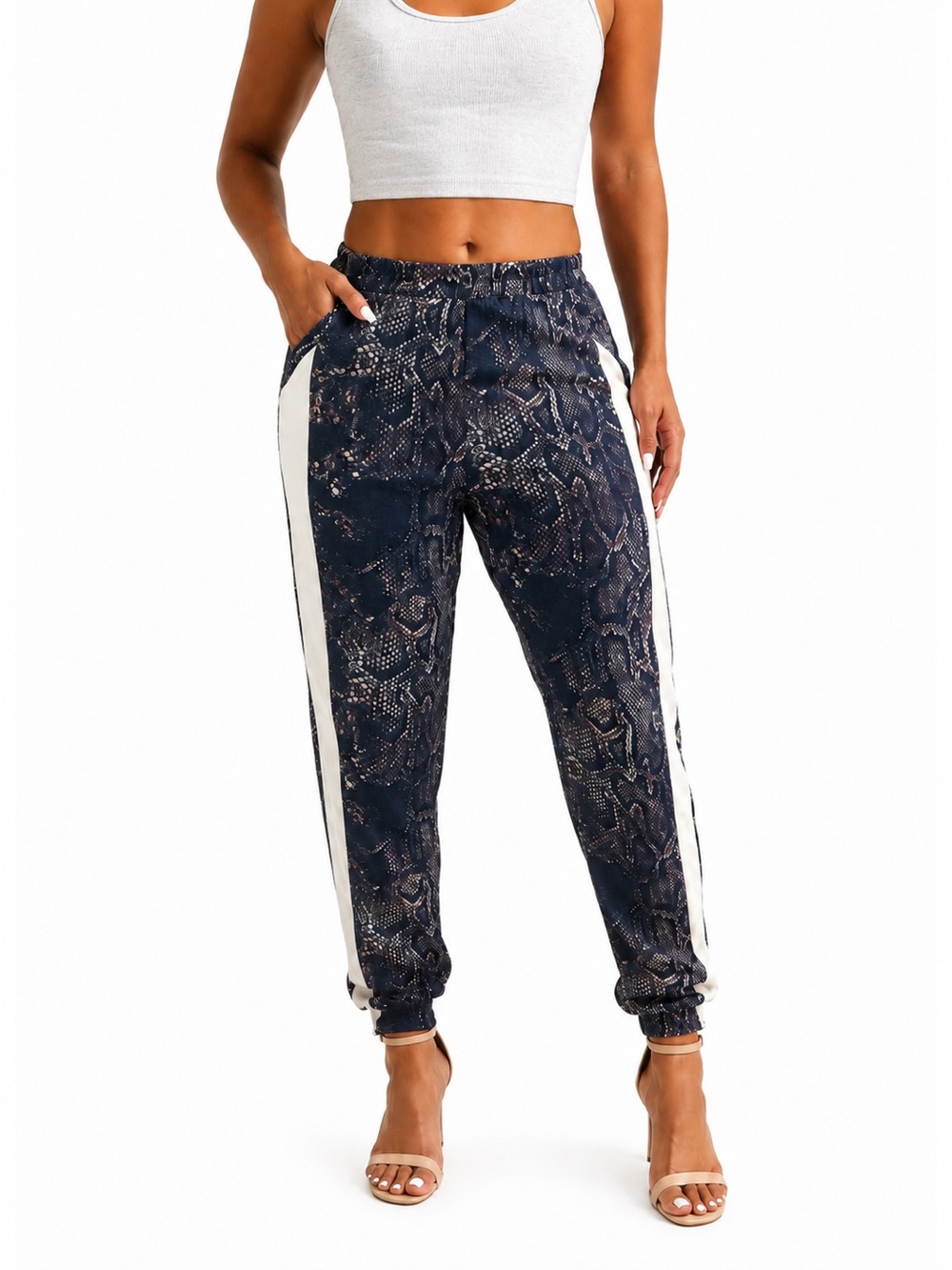 Romeo & Juliet Couture NWT Snake Print Side Stripe Jogger Pants Small
